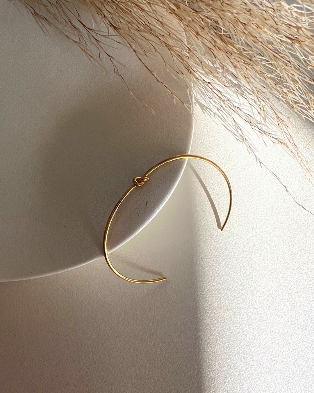 Dainty Knot 18K Gold Plated Bangle