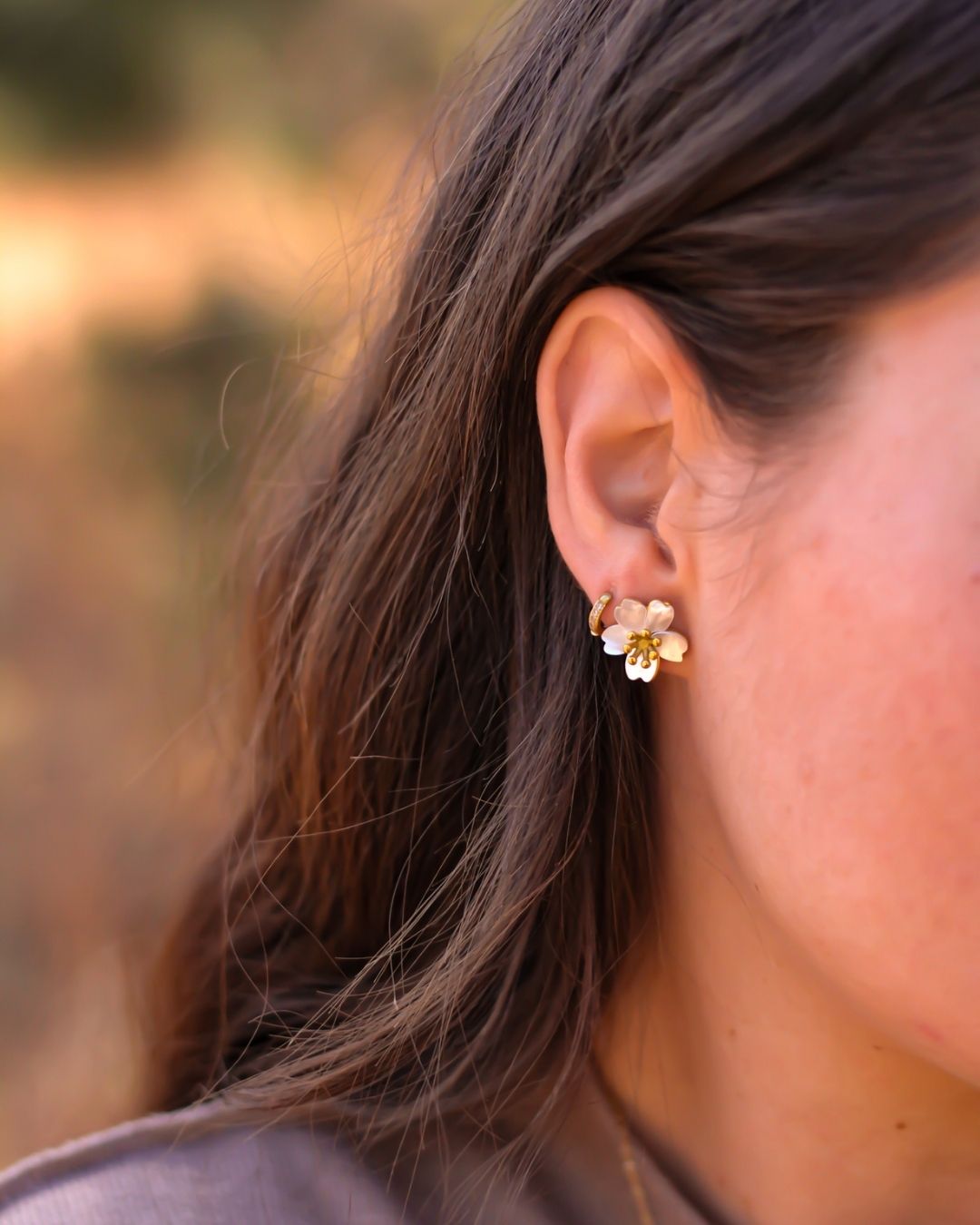18k Gold Shell Sakura Flower Studs