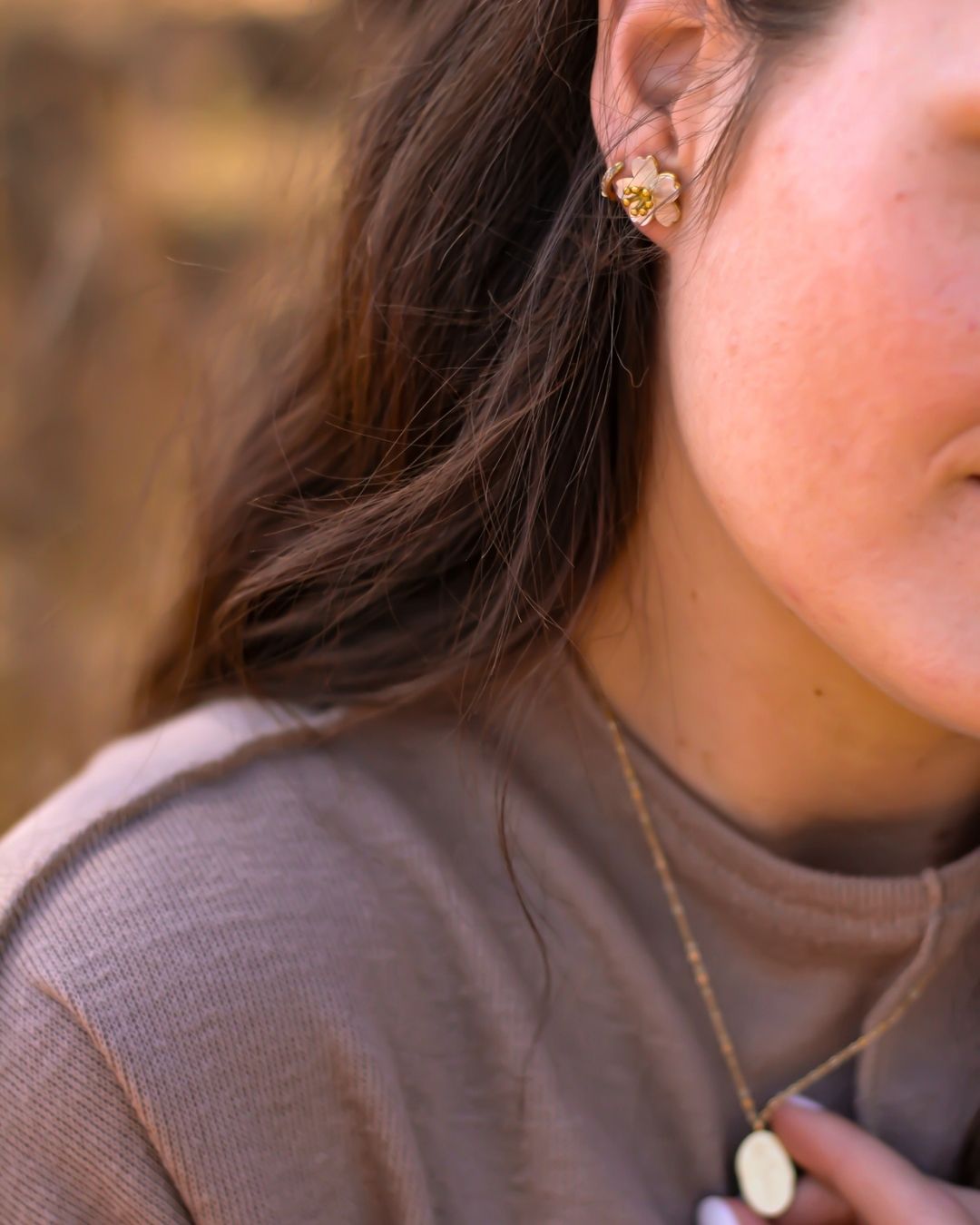 18k Gold Shell Sakura Flower Studs