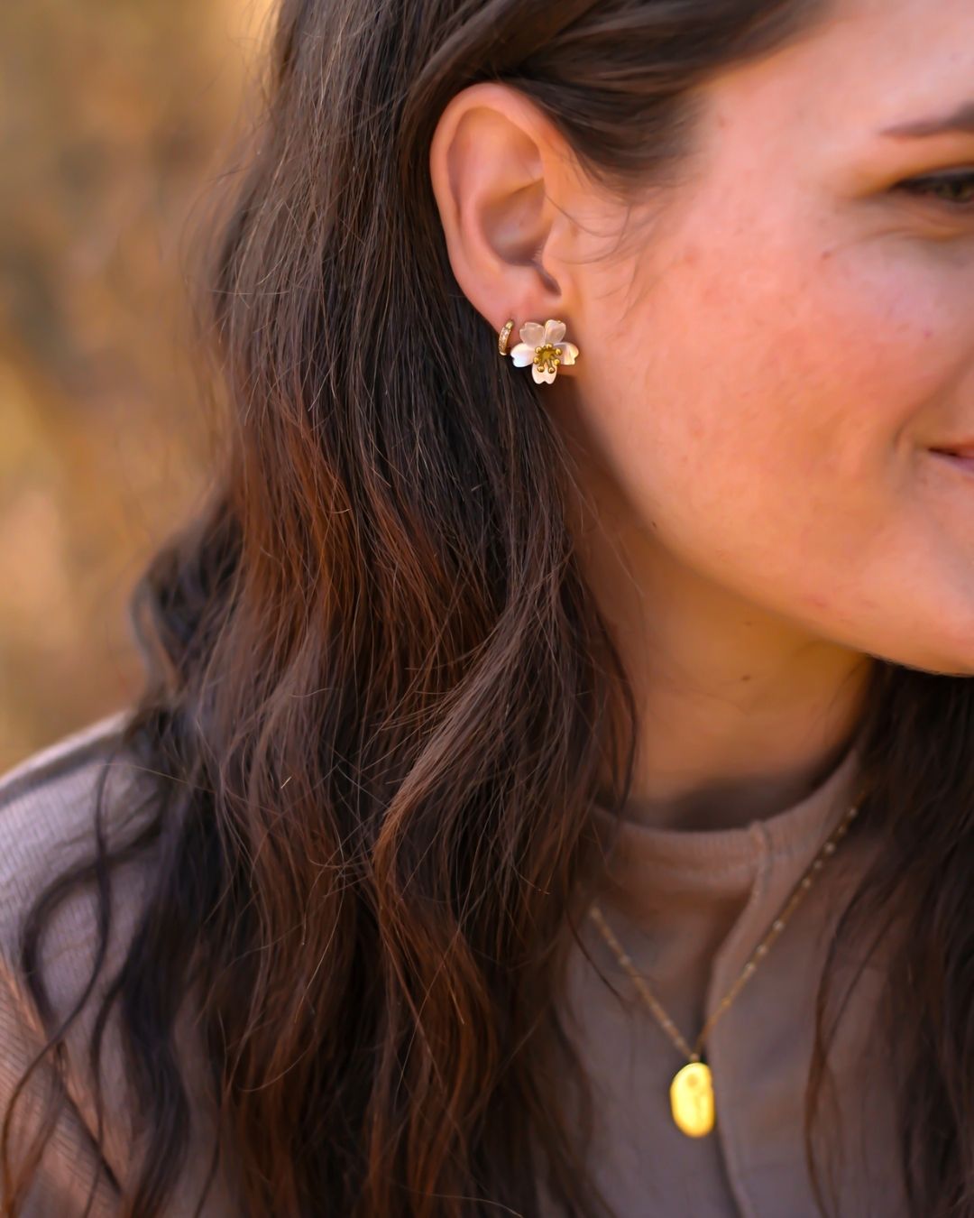 18k Gold Shell Sakura Flower Studs